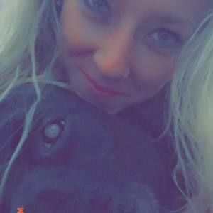 Meet your Posher, Kayla